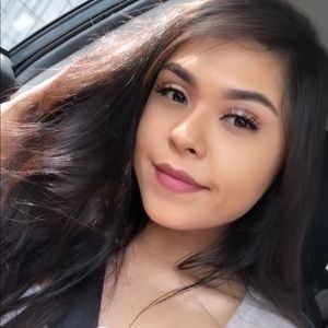 Meet your Posher, Leslie